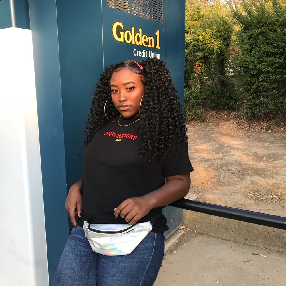 Meet your Posher, Imani